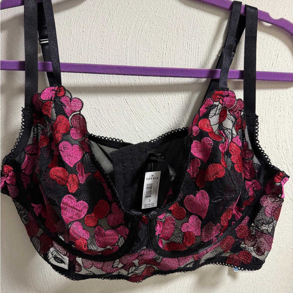 Torrid Brand new size 2 bra